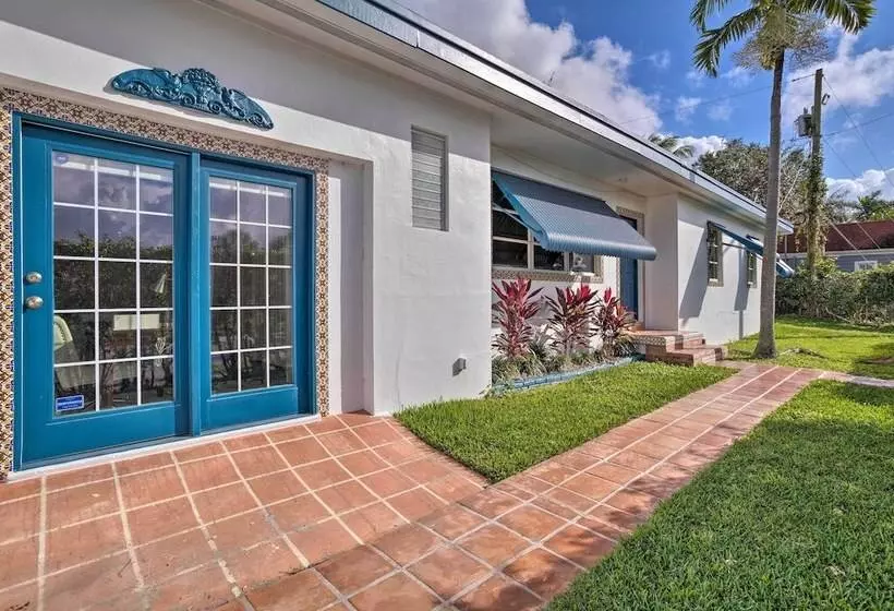 Historical Flamingo Park Home W/ Private Yard
