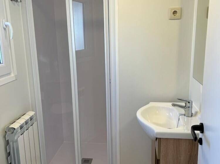 酒店 Bungalows & Albergue La Playa