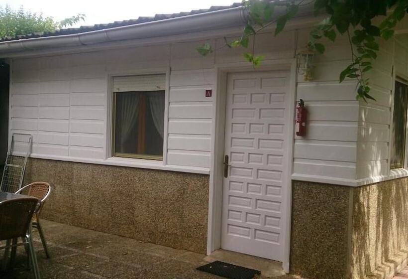 酒店 Bungalows & Albergue La Playa