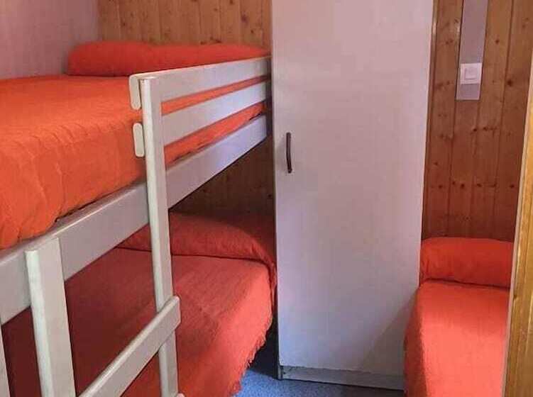 酒店 Bungalows & Albergue La Playa