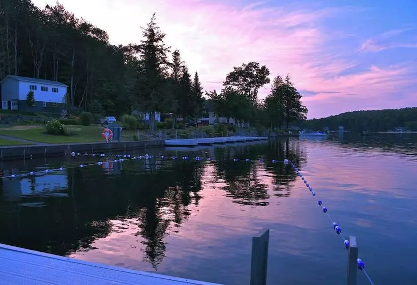 Hotelli Chestnut Inn At Oquaga Lake