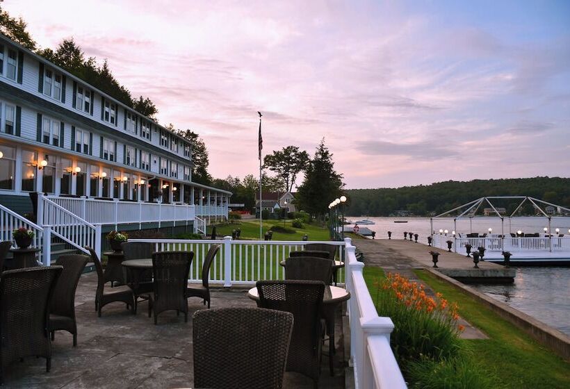 בית מלון כפרי Chestnut Inn At Oquaga Lake