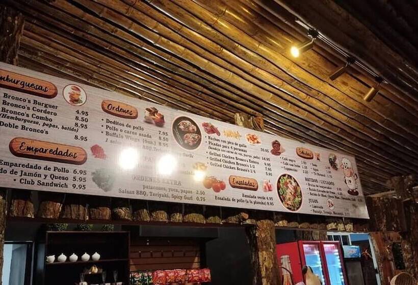 Hotel Ecológico Bluerock