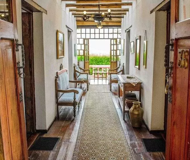 ホテル Hacienda Hosteria San Luis