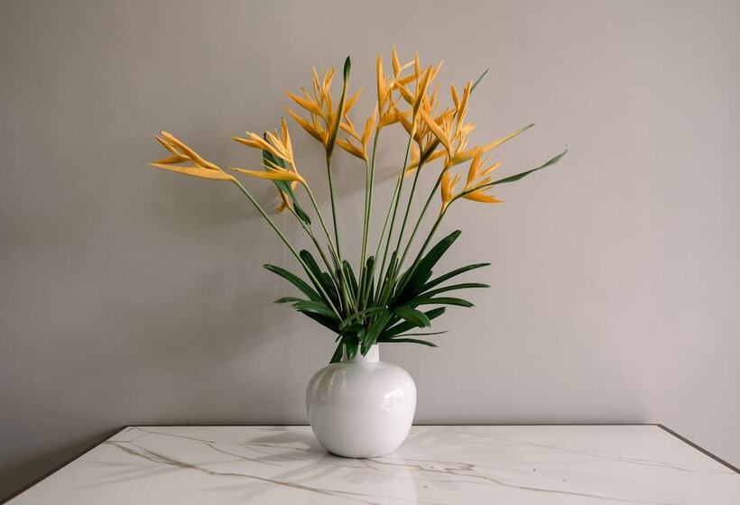 ホテル Madonna Hometel And Suites New Pandan