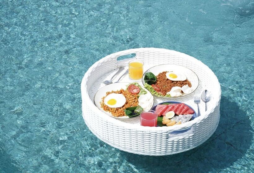 Отель Mere Sea View Resort & Spa Nusa Penida