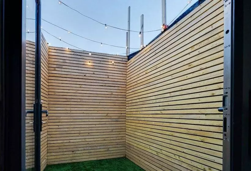 ホテル Oyo Bellevue Apartments Middlesborough