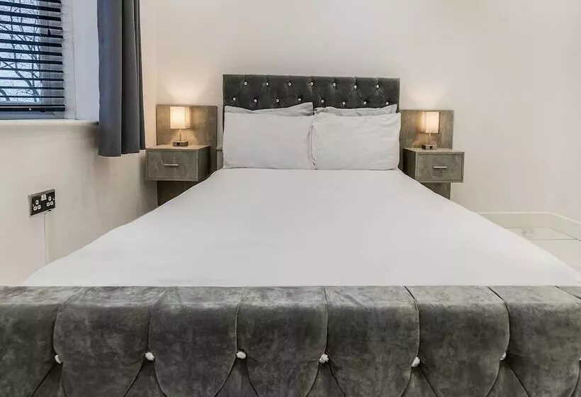 ホテル Oyo Bellevue Apartments Middlesborough