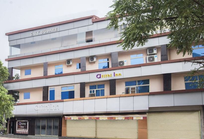 בית מלון כפרי Treebo Trend Atithi Inn