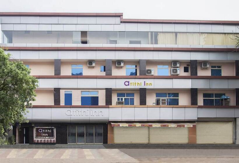 בית מלון כפרי Treebo Trend Atithi Inn