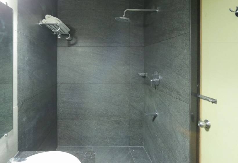 בית מלון כפרי Treebo Trend Atithi Inn