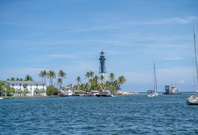 Kasa Las Palmas Pompano Beach