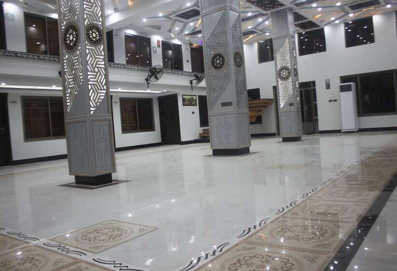 هتل Khan Continental