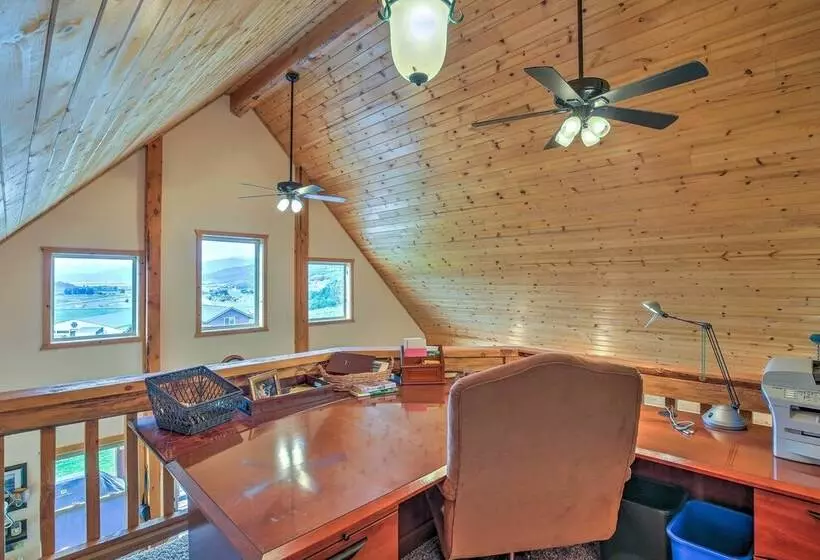 Luxe Alpine Cabin W/ Wraparound Deck & Mtn Views!