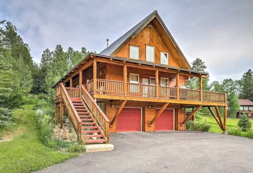 Luxe Alpine Cabin W/ Wraparound Deck & Mtn Views!