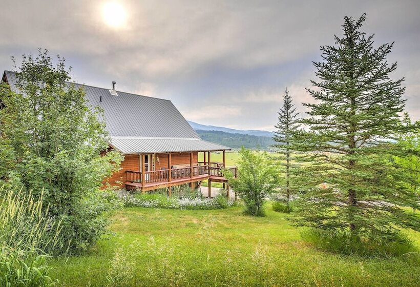 Luxe Alpine Cabin W/ Wraparound Deck & Mtn Views!