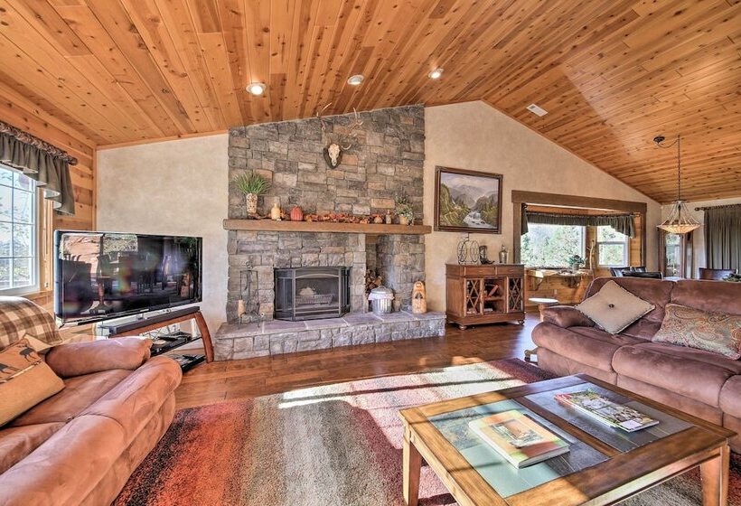 Hot Tub, Game Room & 2 Decks: Luxe Big Bear Home