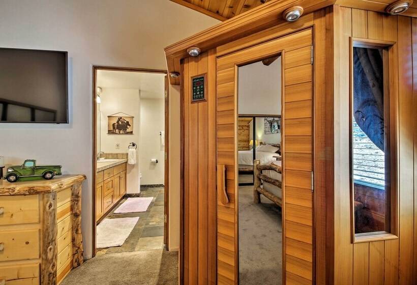Hot Tub, Game Room & 2 Decks: Luxe Big Bear Home