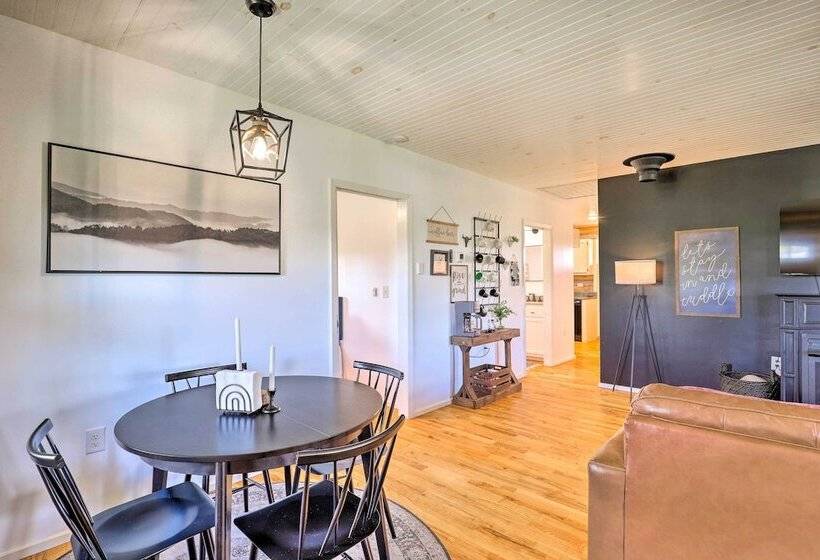 17 Mi To Appalachian Trail: Marshall Mtn Retreat!