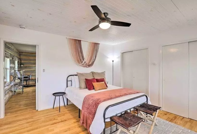 17 Mi To Appalachian Trail: Marshall Mtn Retreat!