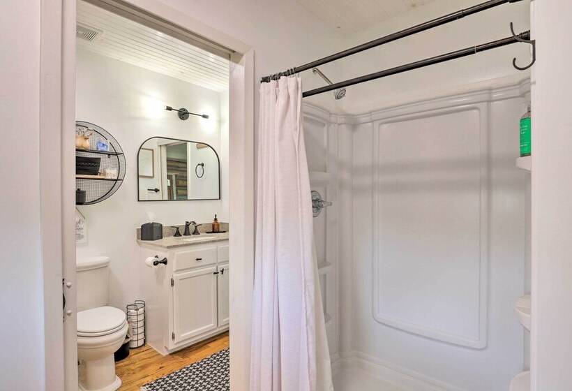 17 Mi To Appalachian Trail: Marshall Mtn Retreat!