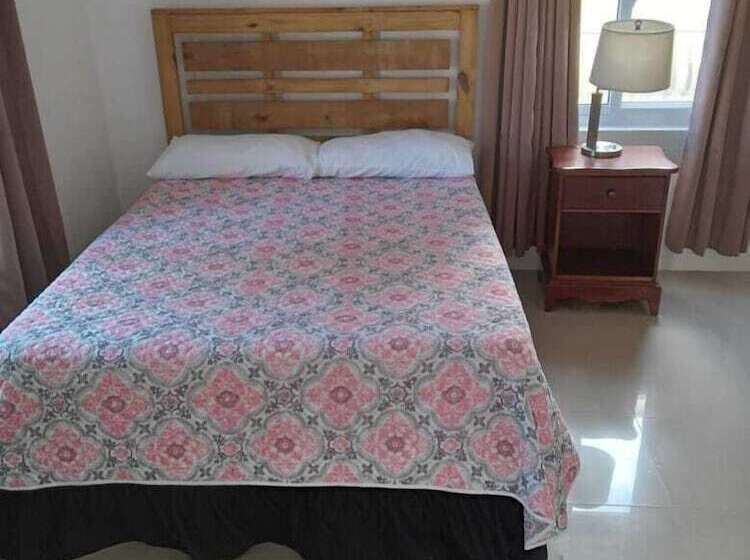 پانسیون Comfy Guest Rooms