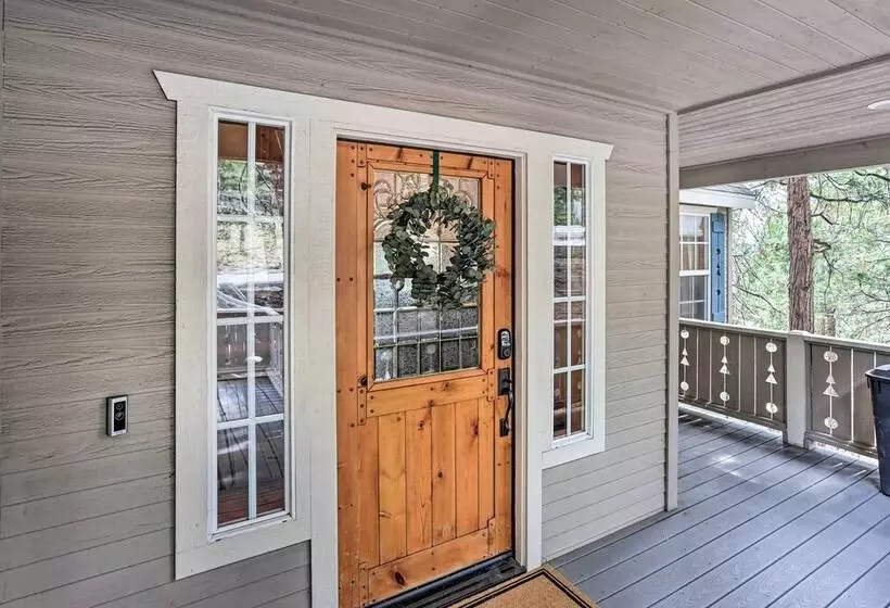 Spacious Lake Arrowhead Home W/ Putting Green