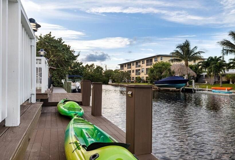 Fort Lauderdale 4bd Villa Waterfront Dock Pool