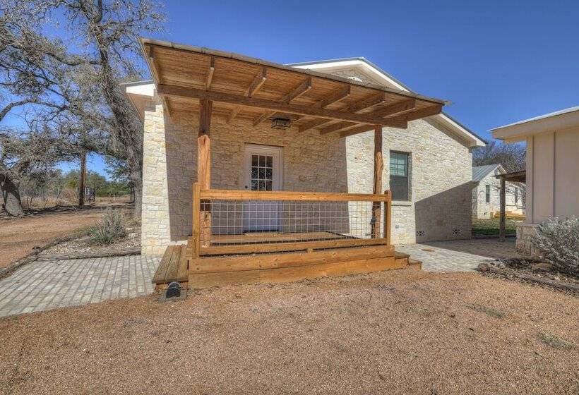 Willies House With Country Views Shared Party Barn