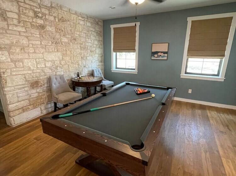 Willies House With Country Views Shared Party Barn