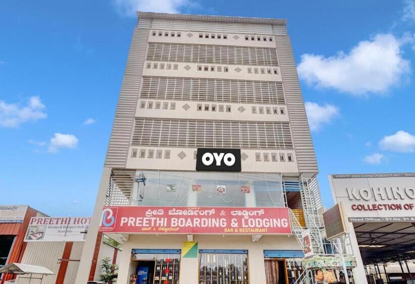 Hotel Collection O Preethi Boarding & Lodging