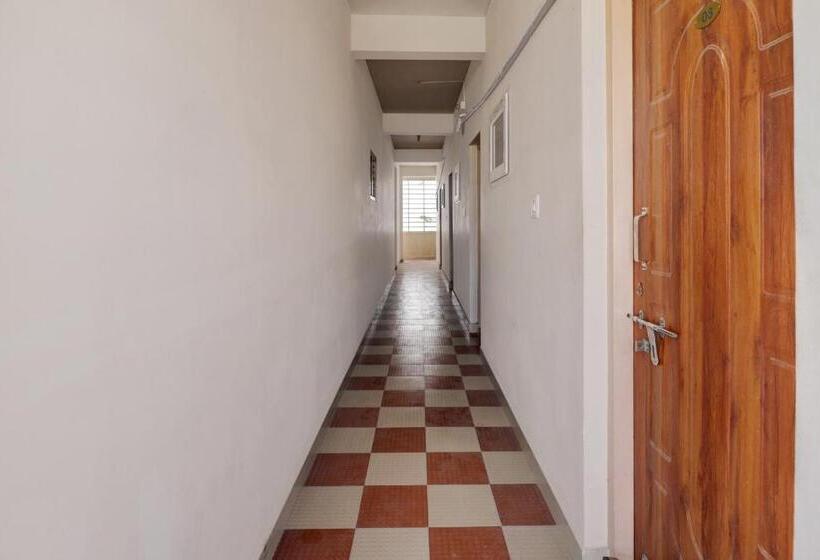 Hotel Collection O Preethi Boarding & Lodging