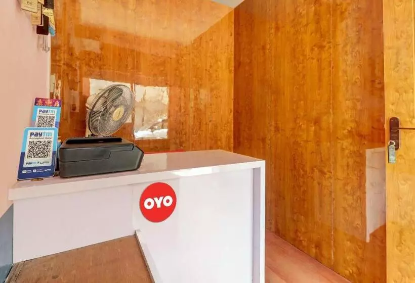 ホテル Collection O Preethi Boarding & Lodging