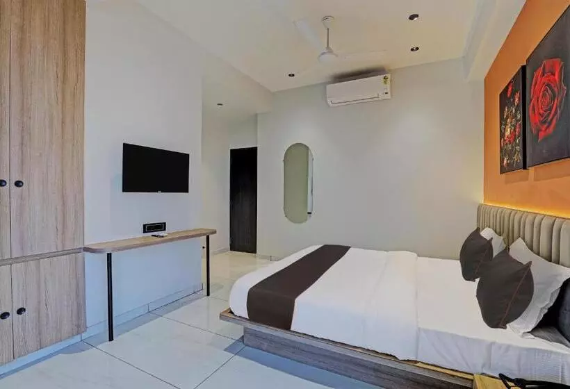 Hotelli Lee Platinum