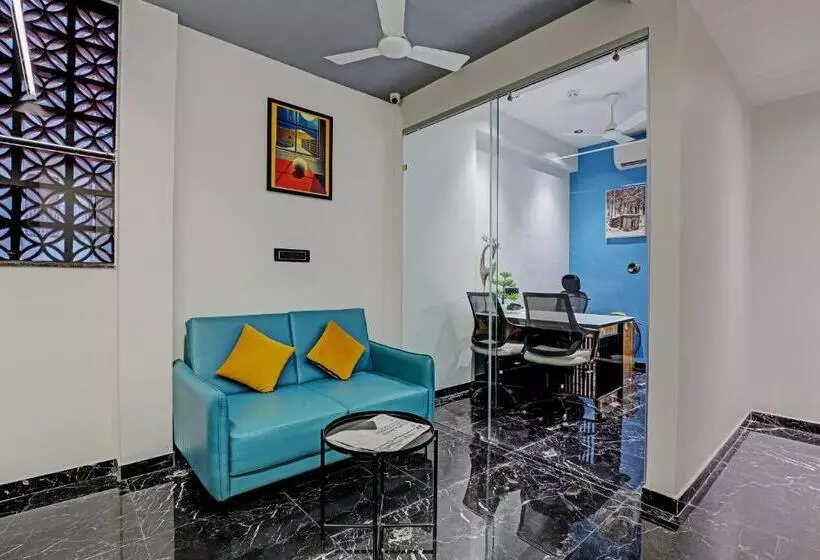 Hotelli Lee Platinum