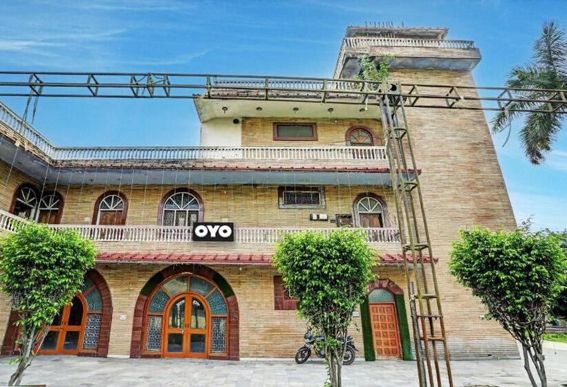 ホテル Oyo Flagship Veer Guest House