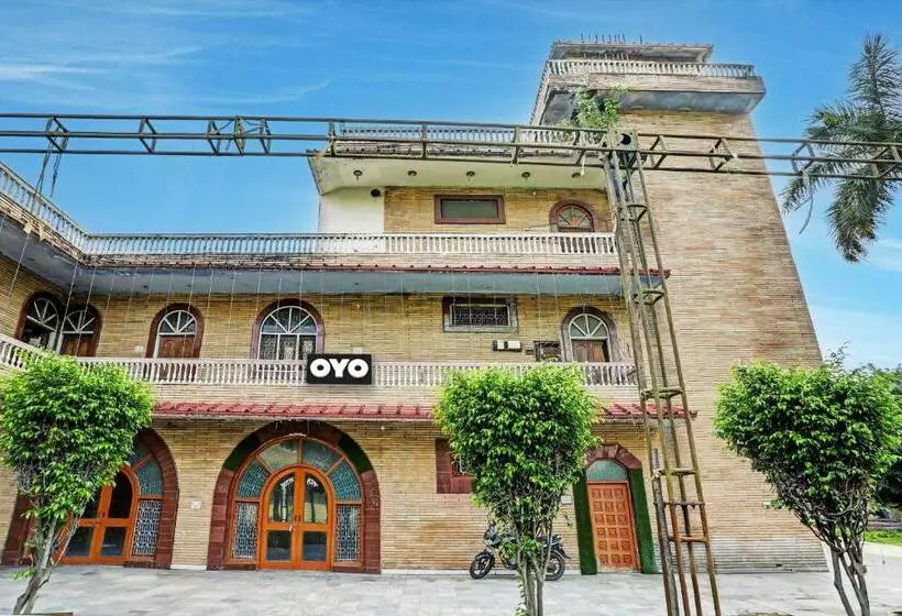 ホテル Oyo Flagship Veer Guest House