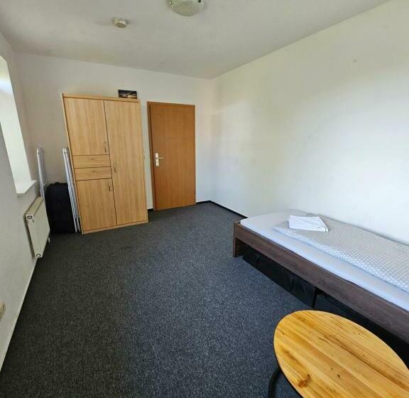 פנסיון Einfache Ubernachtung Mit Eigenem Bad