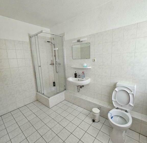 פנסיון Einfache Ubernachtung Mit Eigenem Bad