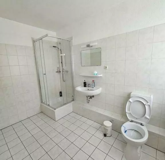 Majatalo Einfache Ubernachtung Mit Eigenem Bad