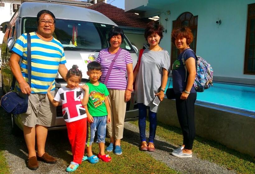 צימר Holiday Fashion Inn