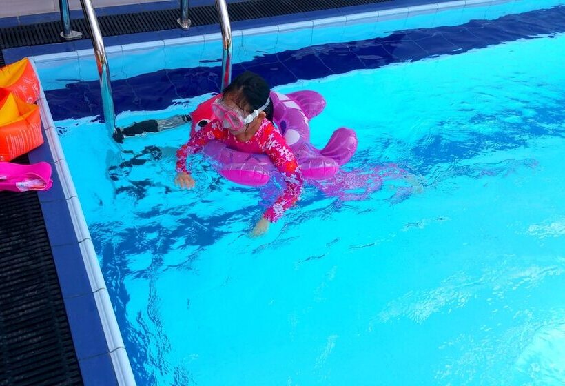 צימר Holiday Fashion Inn