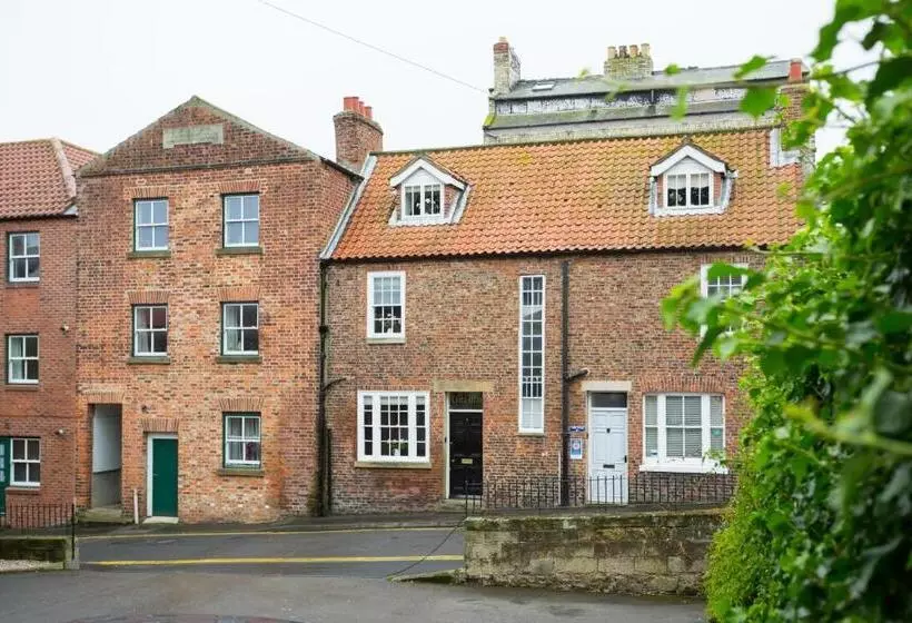 Cintra House