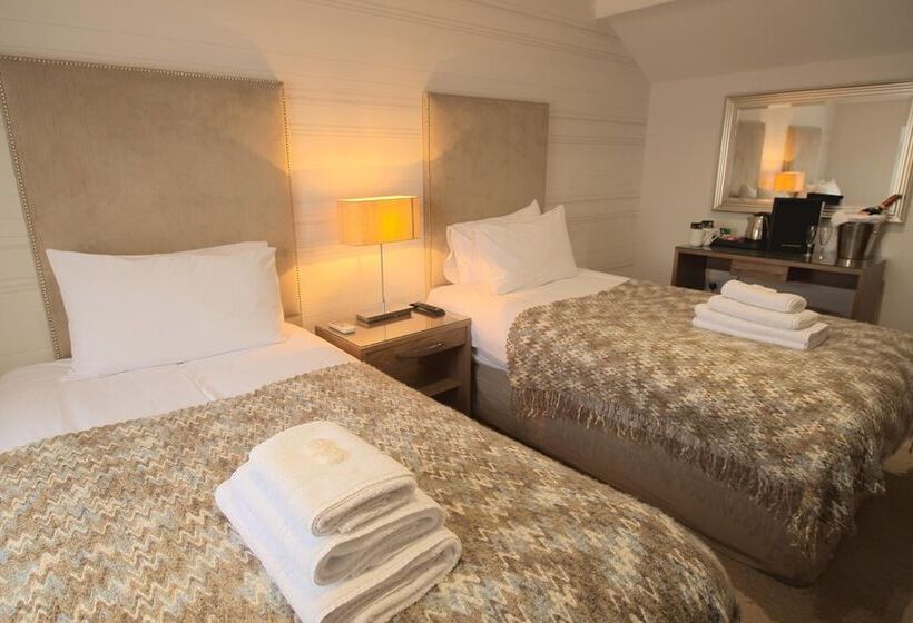 Хостел Mccafferty S Guesthouse Ilford