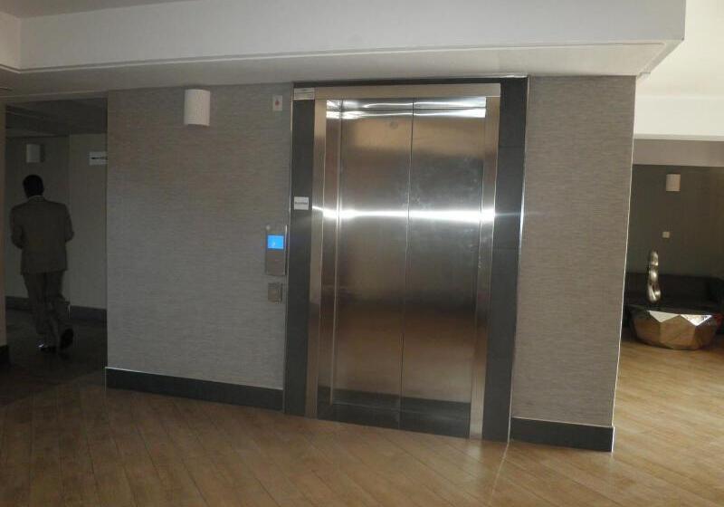 فندق Aquarian Tide