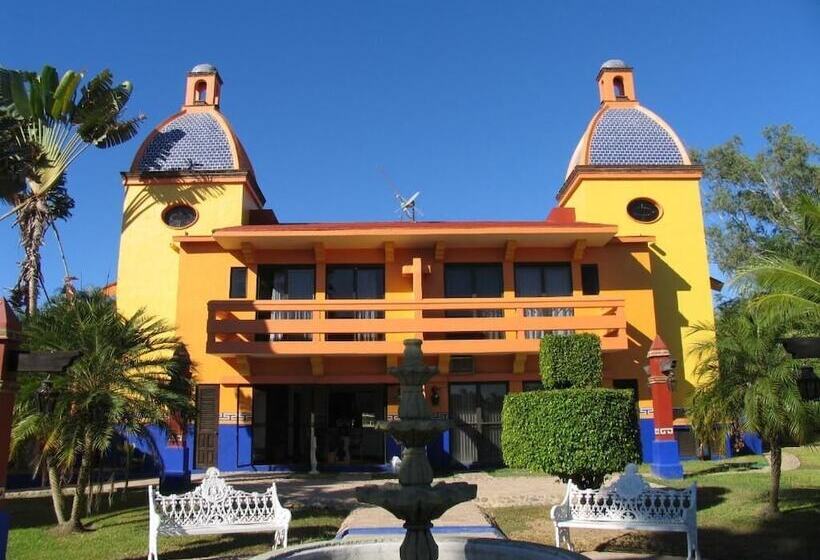 فندق Canadian Resort Vallarta