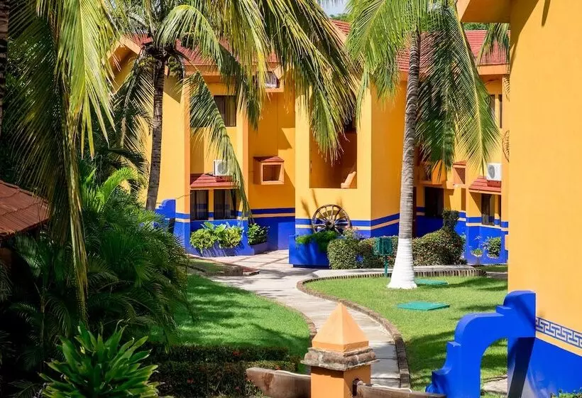 هتل Canadian Resort Vallarta
