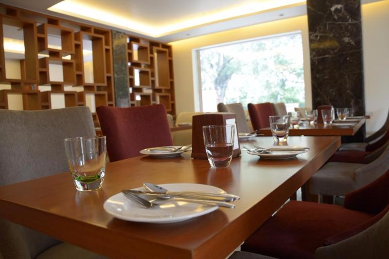 ホテル Connaught Royale