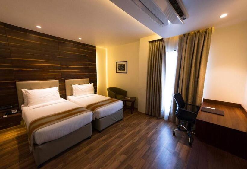 ホテル Connaught Royale