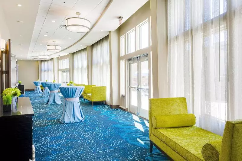 ホテル Fairfield Inn & Suites By Marriott Savannah Downtown Historic District